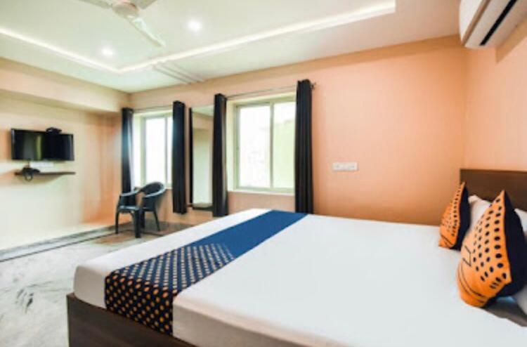 Hotel Royal Galaxy Purî Extérieur photo